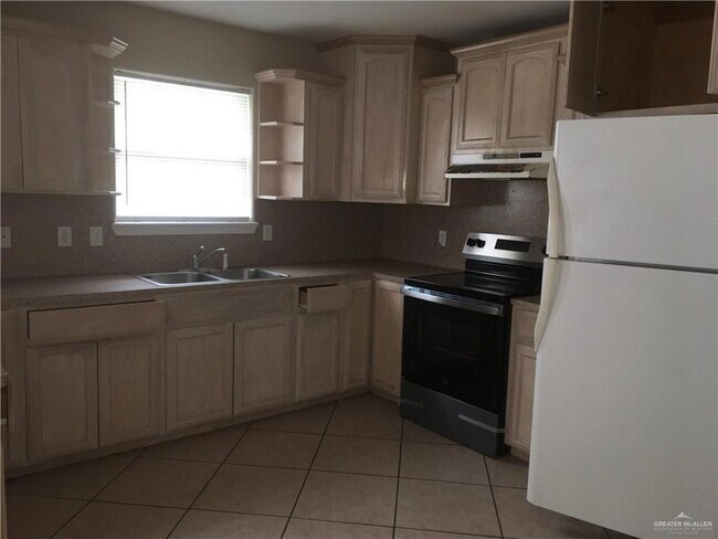 Building Photo - 1029 French Ave