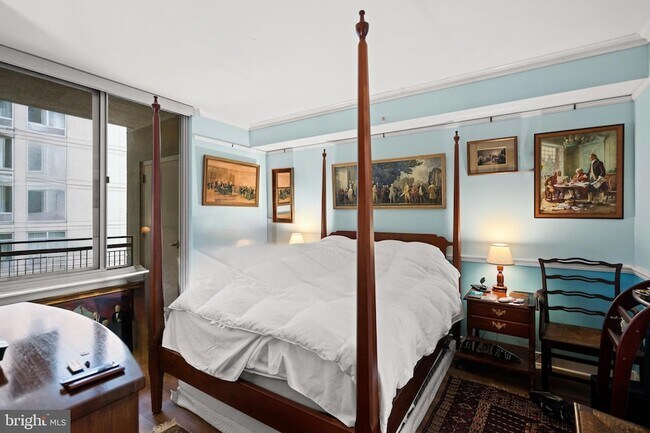 Building Photo - 555 Massachusetts Ave NW