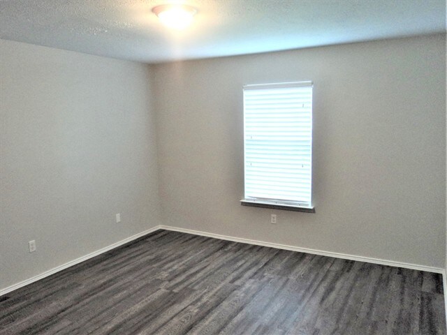 Building Photo - 14006 Honey Bee Ct