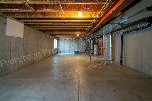 Building Photo - 2214 Bow Side Dr