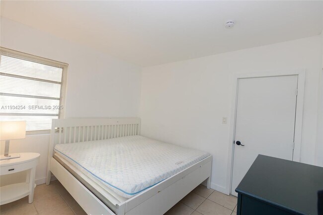 Building Photo - 1840 Fillmore St