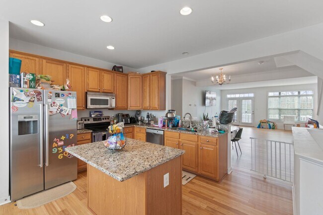 Building Photo - Waterfront Living in Colonial Beach | Monroe Bay Views | 3BR Townhome w/ Garage | 2,200 Sq Ft