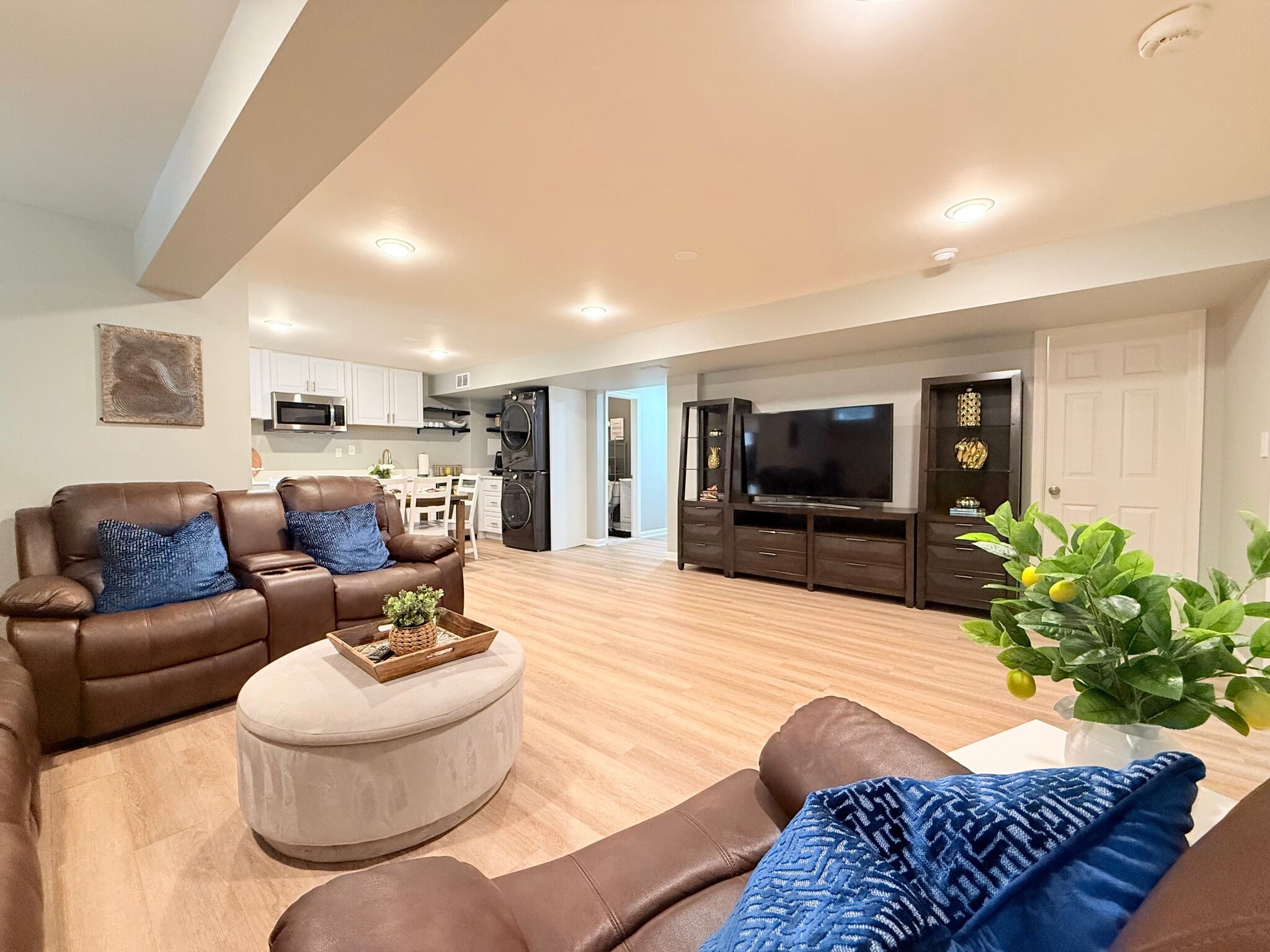 Building Photo - 12088 Maidenhair Dr