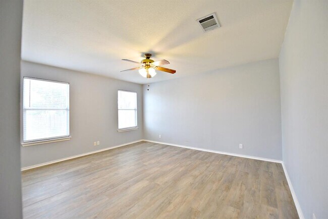 Building Photo - 2100 Killians Way