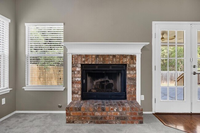Building Photo - 8404 Tyhurst Dr