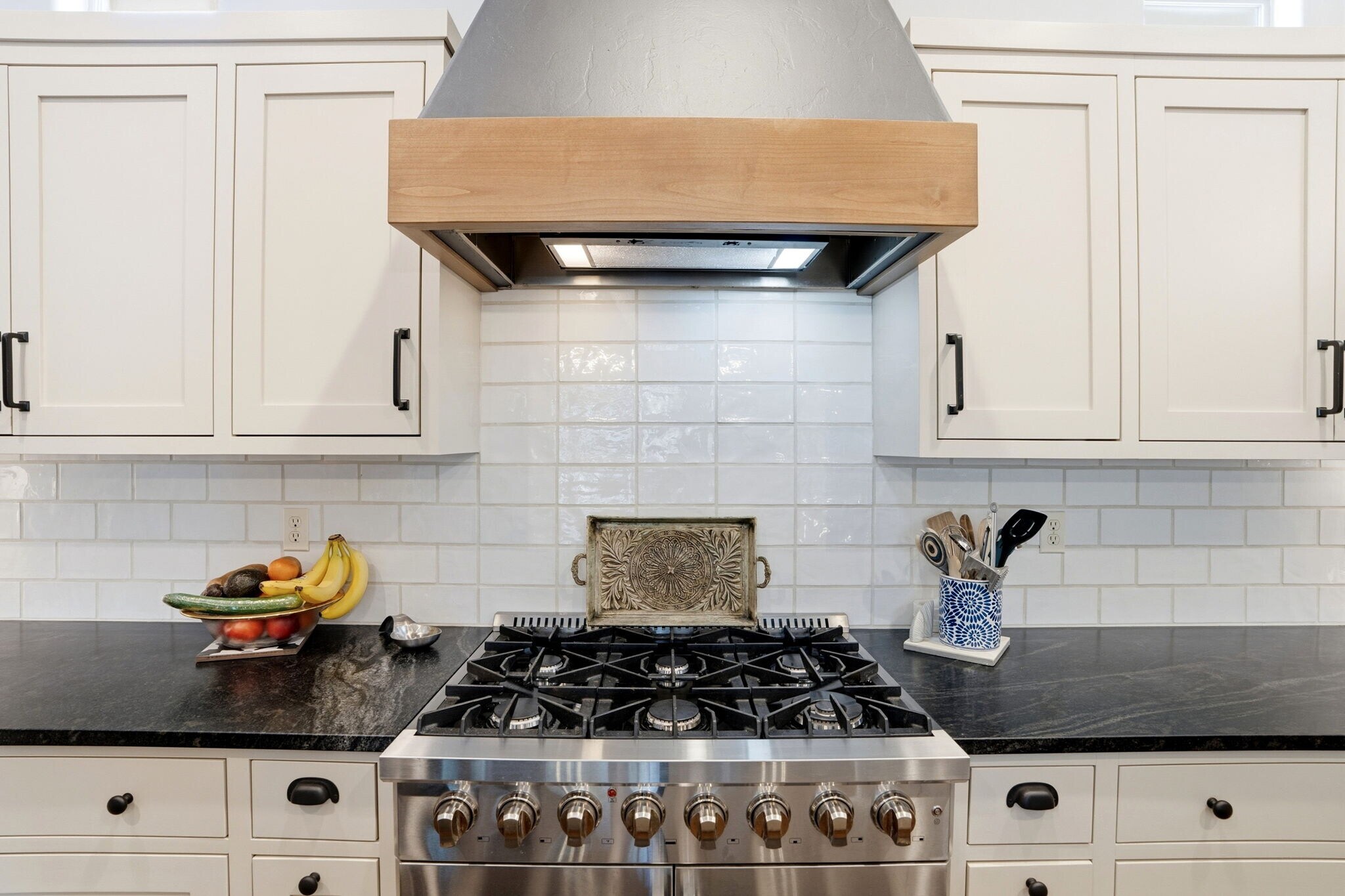 Building Photo - 42 Calle Maria Elena