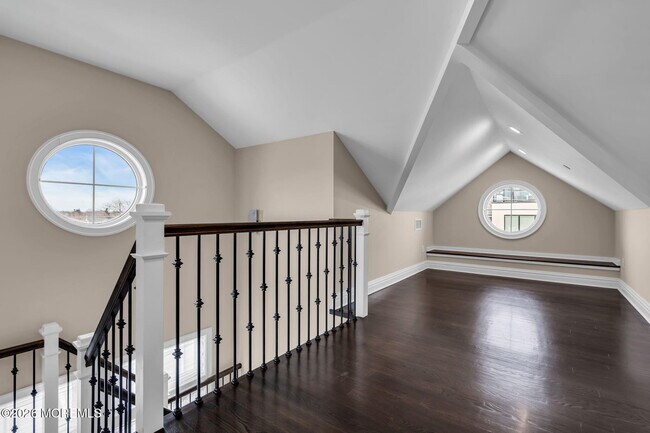 Building Photo - 58 Seaview Ave