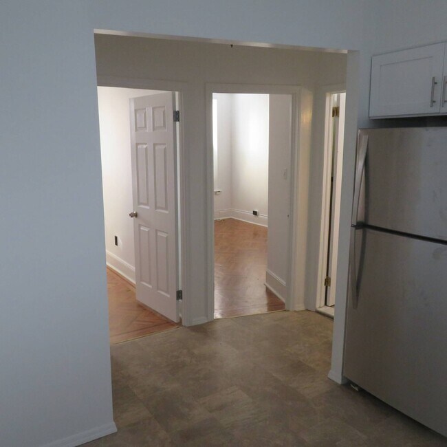 Building Photo - 434 Ave Y