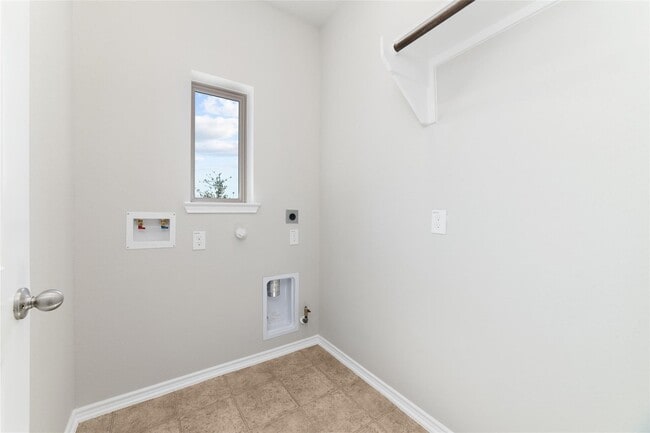 Building Photo - 8807 Oak Ivy Ln