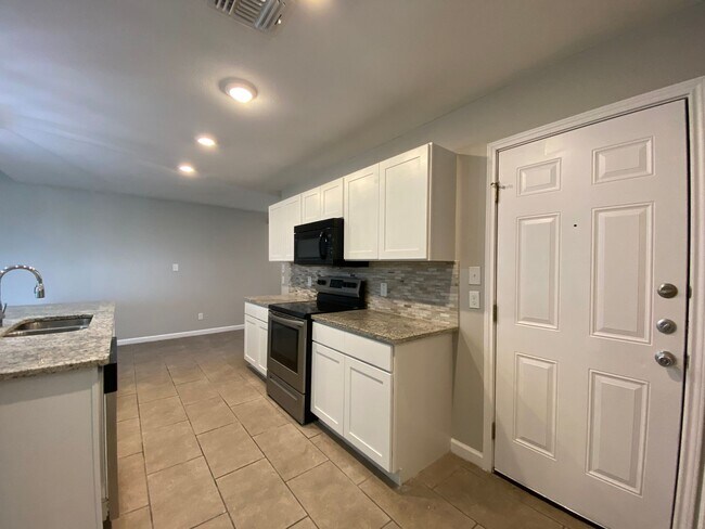 Building Photo - Meadow Brook