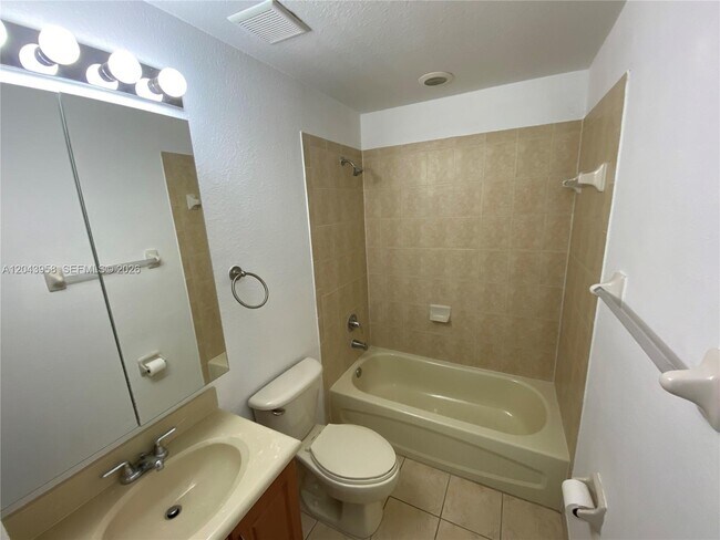 Building Photo - 11202 NW 83rd St