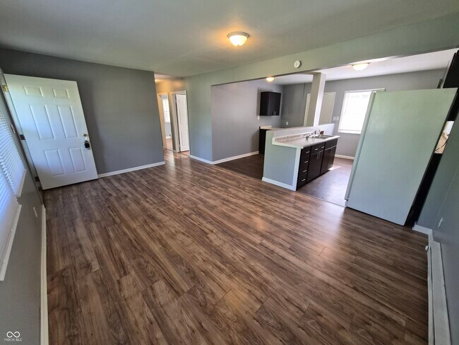 Building Photo - 3221 N Priscilla Ct