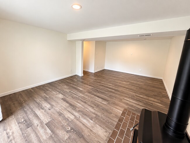 Building Photo - 1719 N 105th St