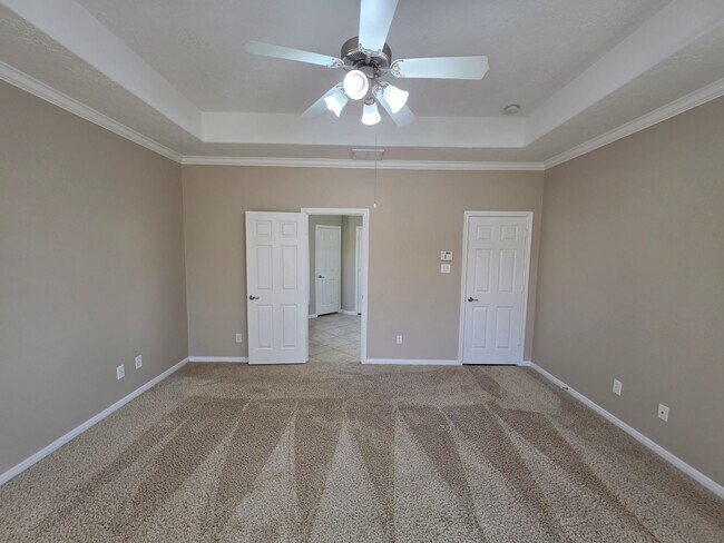 Building Photo - 20743 Oakhurst Meadows Dr