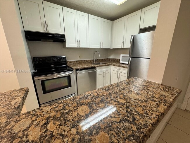 Building Photo - 10717 Cleary Blvd