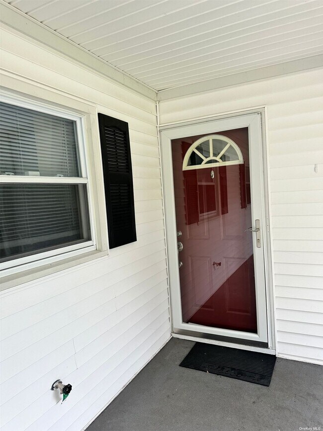 Building Photo - 115 Wedgewood Dr