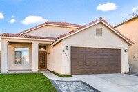 Building Photo - Stylish Pool Home with Open Living Spaces and Inviting Outdoor Retreat!