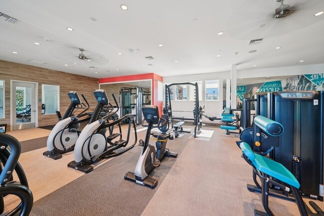 Building Photo - 11048 Luminate Dr