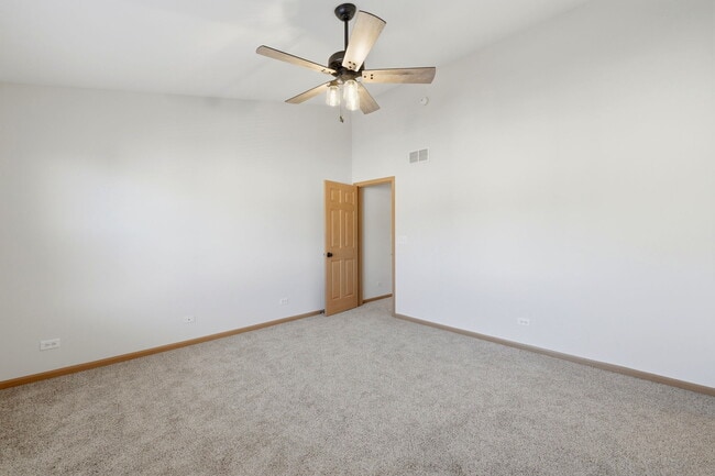 Building Photo - 1472 Cambria Dr