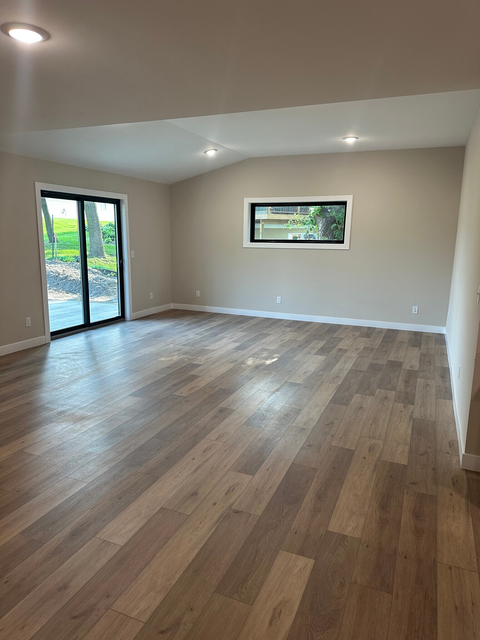 Building Photo - 1504 Lower Trentwood Cir NE