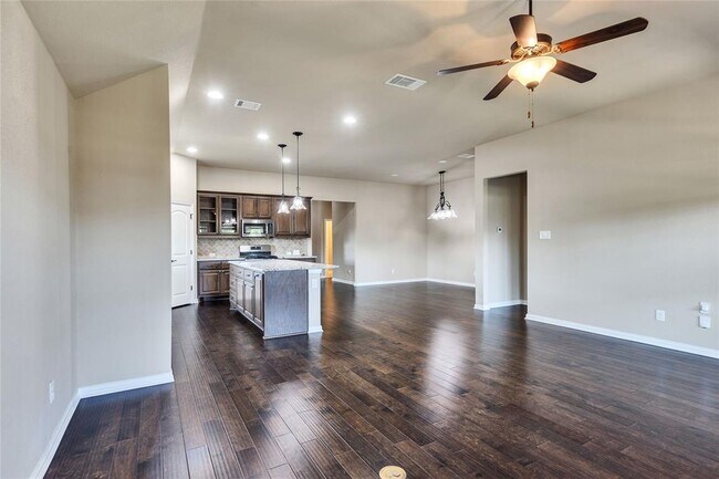 Building Photo - 2132 Montesol Ln