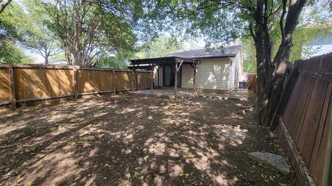 Building Photo - 9110 Sedgemoor Trail
