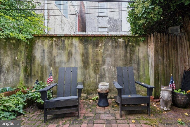 Building Photo - 2222 Kater St