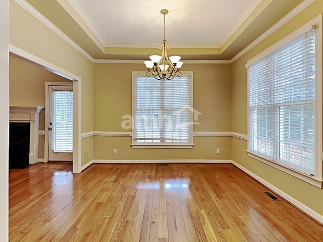 Building Photo - 1100 Secotan Pl