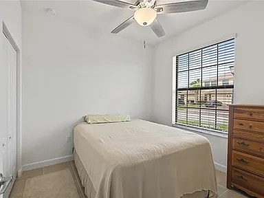 Building Photo - 10070 W Villa Cir