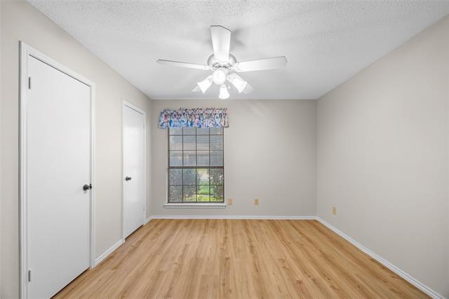 Building Photo - 2425 Aquaduct Dr