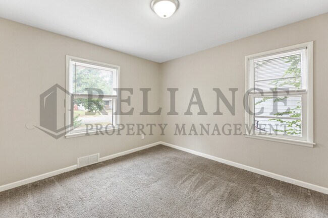 Building Photo - 1307 Gidley St