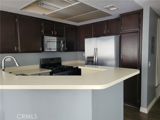 Building Photo - 260 Evergreen Ct