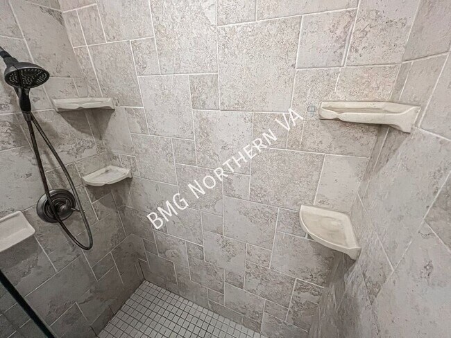 Building Photo - 3816B Steppes Ct