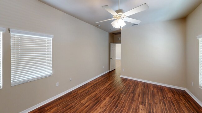 Building Photo - 2555 SW 76th St