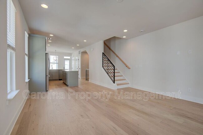 Building Photo - 5045 York Park Ln