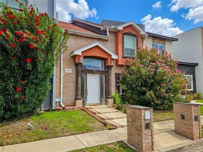 Building Photo - 28 Quail Ave