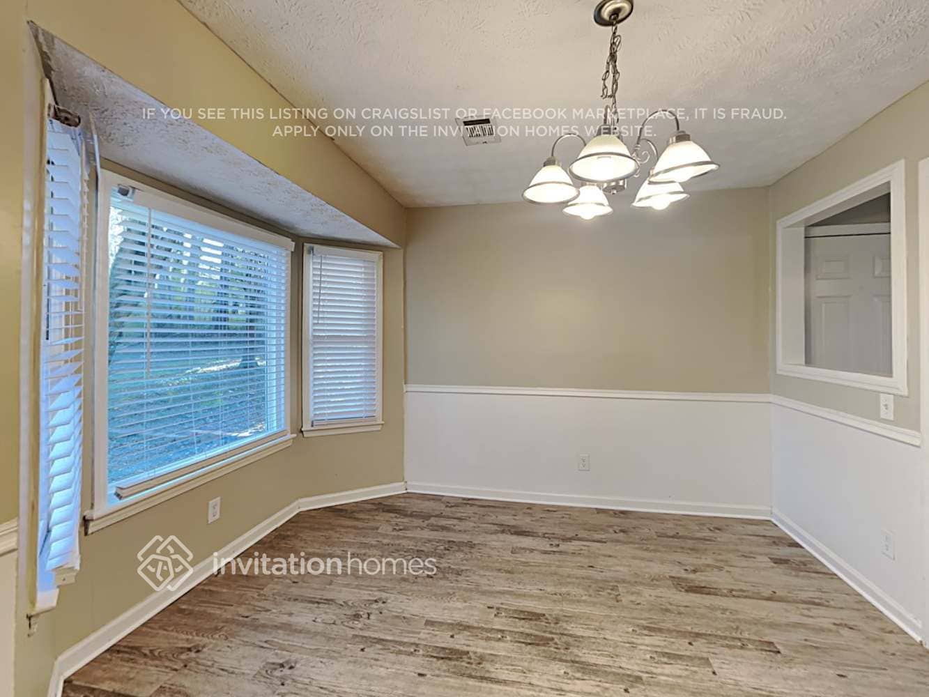 Building Photo - 1621 Highland Ct