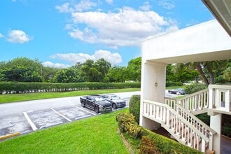 Building Photo - 2805 Victoria Way