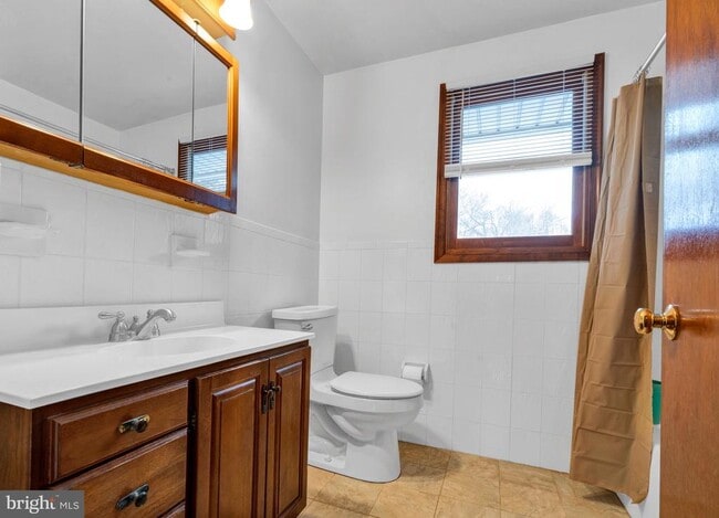 Building Photo - 2939 W Germantown Pike