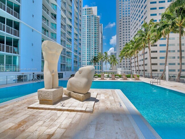 Building Photo - 325 S Biscayne Blvd