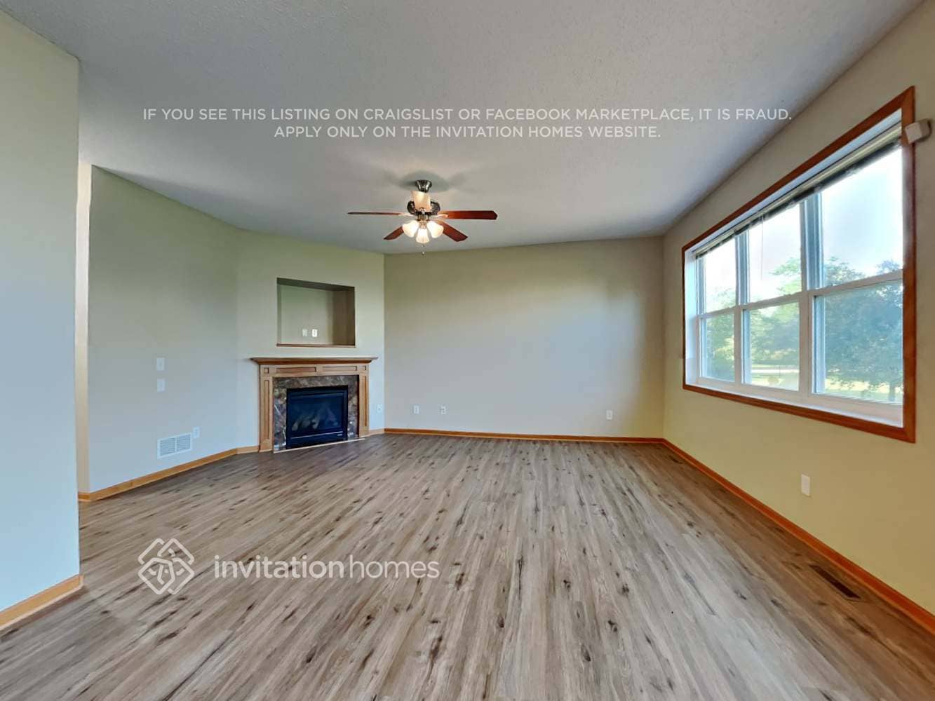 Building Photo - 11169 Walnut Ln