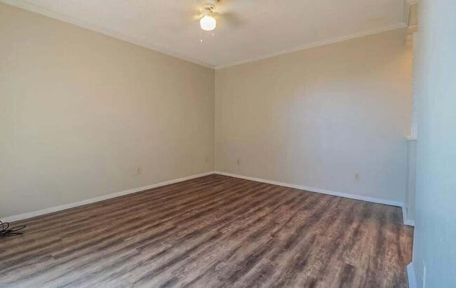 Building Photo - 7410 Avenue X