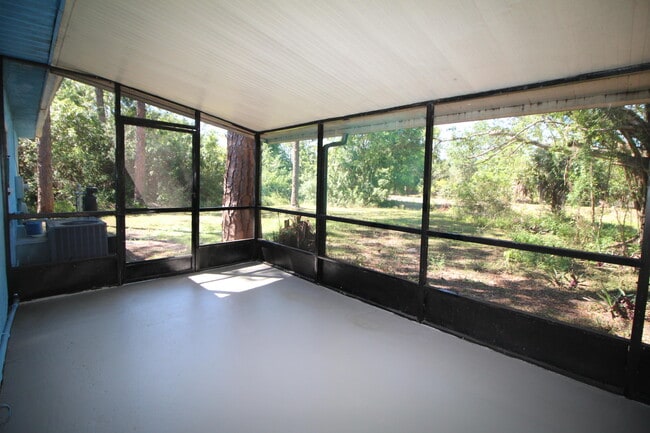 Building Photo - 11681 41st Ct N