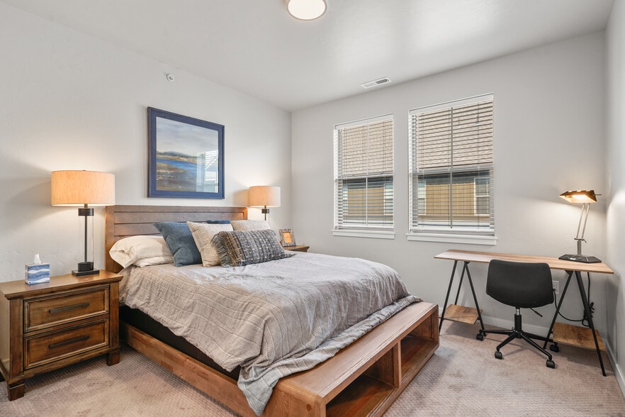 Primary Photo - Sparrow Hill Apartments