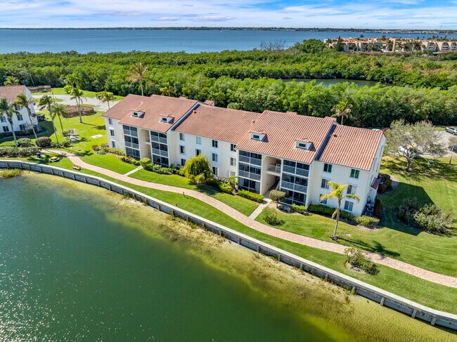Building Photo - 4452 NE Ocean Blvd