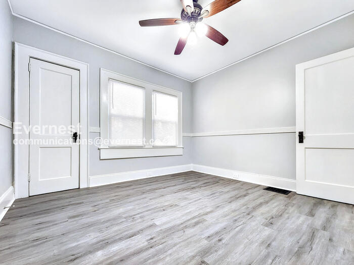 Building Photo - 1711 Westhaven Dr SW