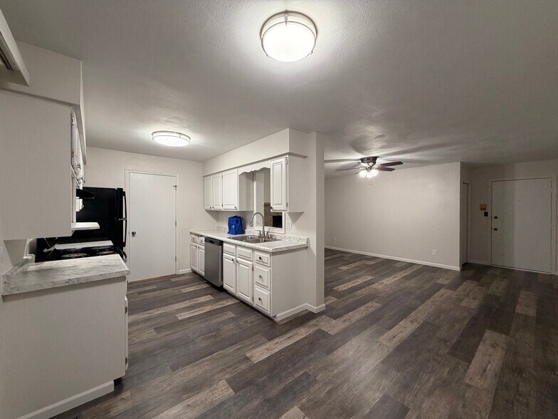 Building Photo - 2934 Cimarron Trl