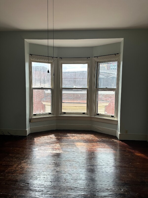 Building Photo - 740 Cumberland St