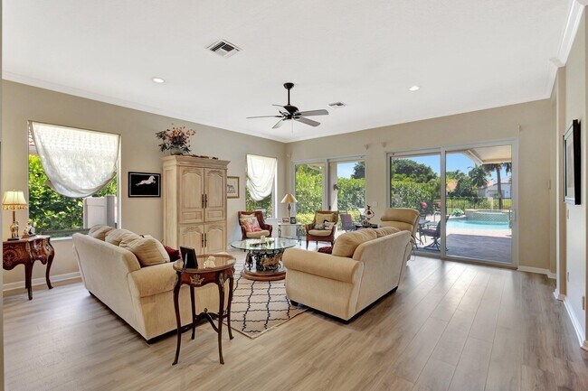 Building Photo - 2941 Twin Oaks Way