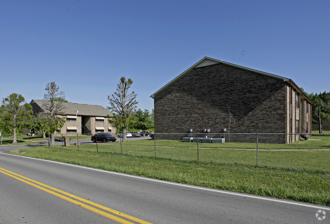 Building Photo - Spring Hill Village Apartments